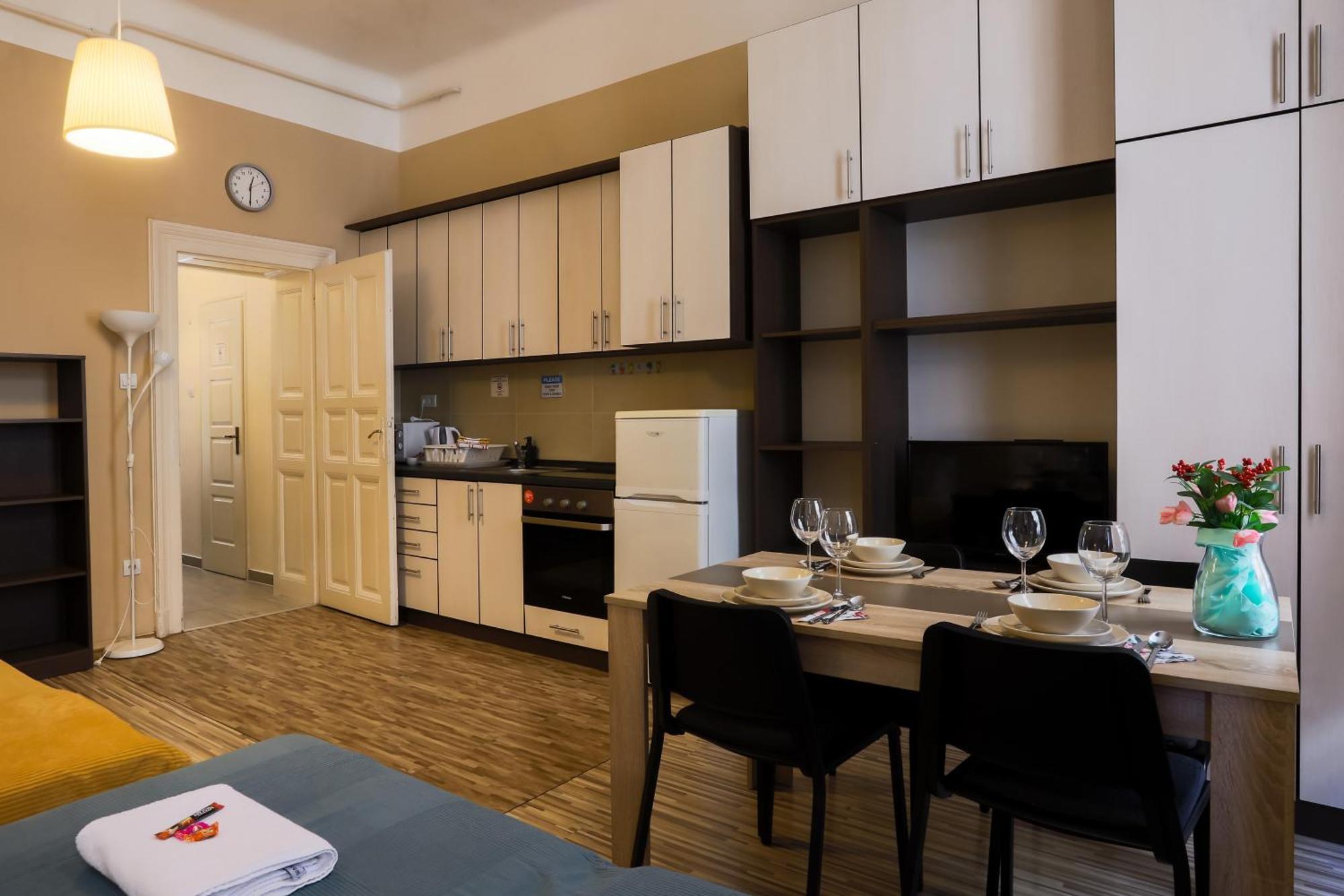 East Station Apartments Budapest Luaran gambar